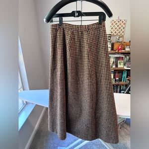 Pendleton knockabout skirt and jacket. Vintage. Size 8. Classic plaid.